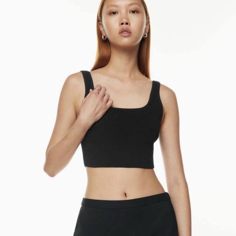 Aritzia Babaton Cropped Knit Tank in Black